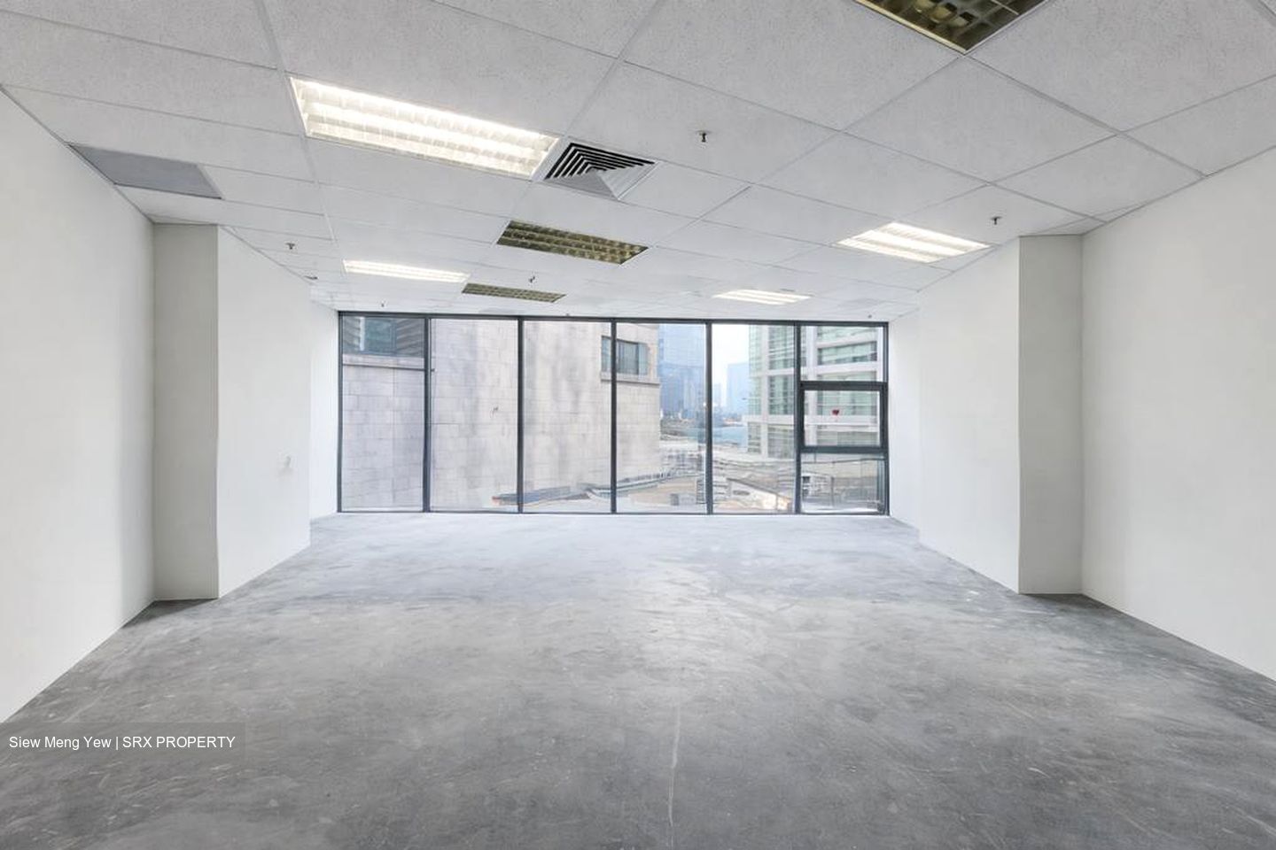 PLUS (D1), Office #570056851